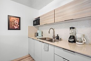 Terrace Allows Pets Free Parking Otium