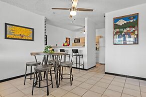 Terrace Allows Pets Free Parking Otium
