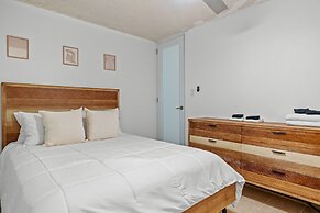 Terrace Allows Pets Free Parking Otium