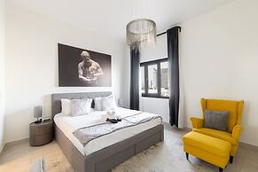 Jumeirah Golf Estates Sleeps 2 With Balcony Views