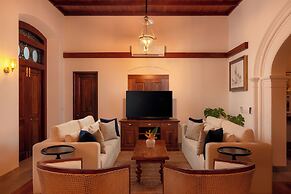 Oruva Beachside Villa