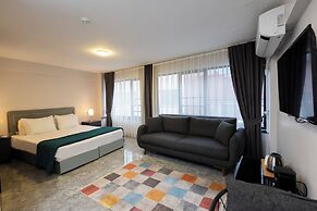 Obishu  Hotel