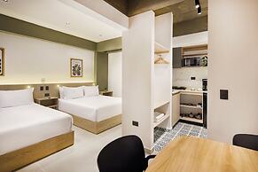 Hotel Attic 33