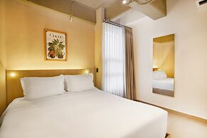 Hotel Attic 33