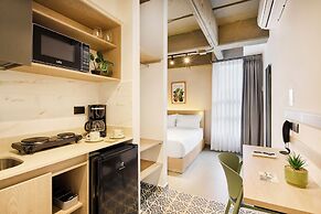 Hotel Attic 33