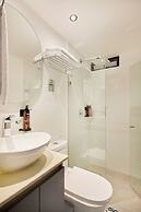 Hotel Attic 33