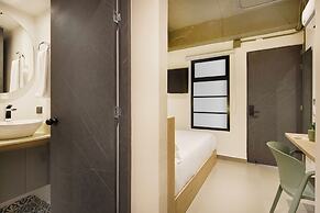 Hotel Attic 33