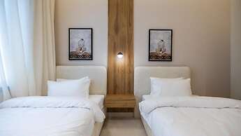 Super Luxury two Bedroom Al Narjis