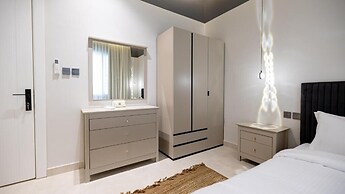 Super Luxury two Bedroom Al Narjis