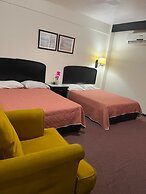 HOTEL PLAZA CALIFORNIA