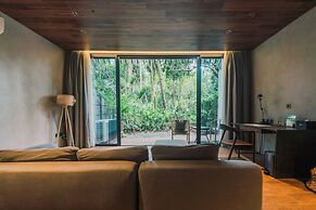 Piece Lio Managed by H Hospitality
