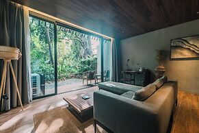 Piece Lio Managed by H Hospitality