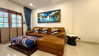 Valley 41 - 2 bdr Private Villa Near Phuket Town