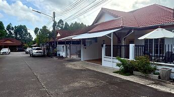 Valley 41 - 2 bdr Private Villa Near Phuket Town