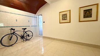 Valley 41 - 2 bdr Private Villa Near Phuket Town