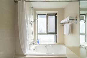 Tyms Cozy 2BR 1BA Apt Xuhui Metro