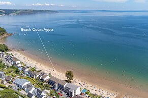 33 Beach Court - Direct Beach Access Sea Views