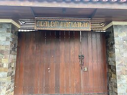 Aldeoz Villa Ndalem Marwatan Solo