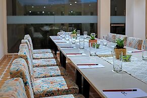 Ahuja Residency GCR