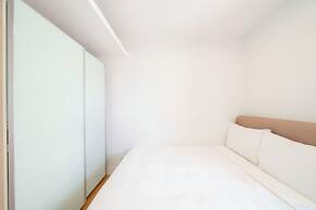 Tyms Comfortable 2BR 1BA Apt Xujiahui