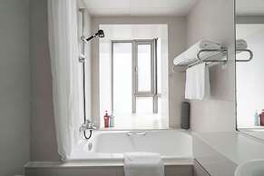 Tyms Comfortable 2BR 1BA Apt Xujiahui