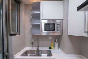 Tyms Stylish 1BR 1BA Apt Xujiahui Center