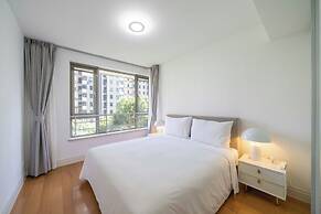 Tyms Stylish 1BR 1BA Apt Xujiahui Center