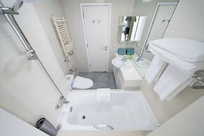 Tyms Family 2BR 1BA Apt Xujiahui Center