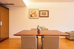 Tyms Family 2BR 1BA Apt Xujiahui Center