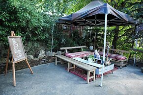 Aashraya Bed and Breakfast