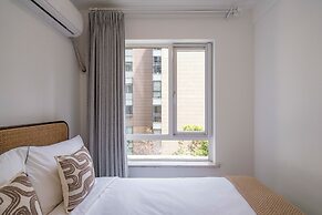 Tyms Stylish 3BR 2BA Apt Xujiahui Shops