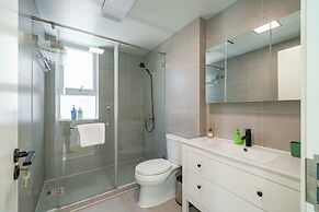Tyms Stylish 3BR 2BA Apt Xujiahui Shops