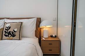 Tyms Stylish 3BR 2BA Apt Xujiahui Shops