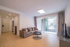 Tyms Stylish 3BR 2BA Apt Xujiahui Shops