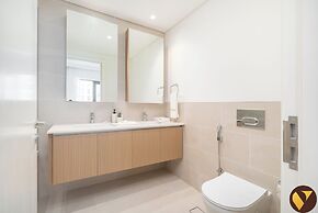 Vogue | Rosewater Creek Beach | Waterfront Living