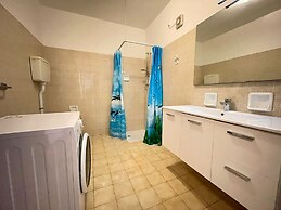 Spacious Apartment for six Guests