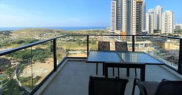 Cool & Urban Apt Luxury Tower Sea View