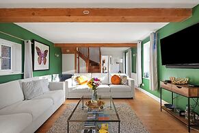 Guys Head Cottage