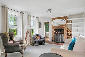 Guys Head Cottage