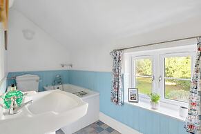 Guys Head Cottage