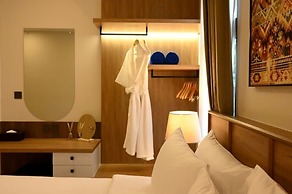 Wora Hotel