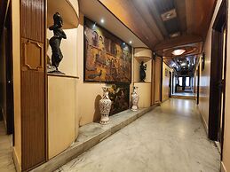 Hotel Pushpak International