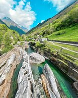 Unique Vacation Rental in Losone