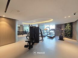 Manzil- Chic 2BR w Pool nr Circle Mall