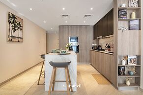 Manzil- Chic 2BR w Pool nr Circle Mall