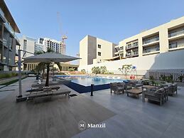 Manzil- Chic 2BR w Pool nr Circle Mall