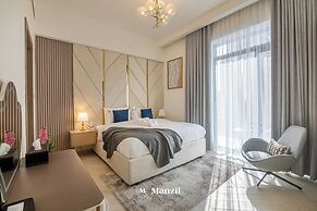 Manzil- Chic 2BR w Pool nr Circle Mall
