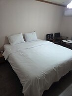 Central Plaza Hotel