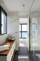 Prestigious penthouse in a luxury tower