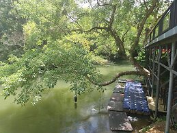 Bamboo River House Kaeng Krachan